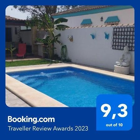 Rojas & Mar Chalet Con Piscina Salina 치클라나 데 라 프론테라 외부 사진