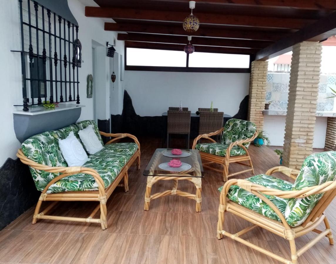 Rojas & Mar Chalet Con Piscina Salina 치클라나 데 라 프론테라 외부 사진