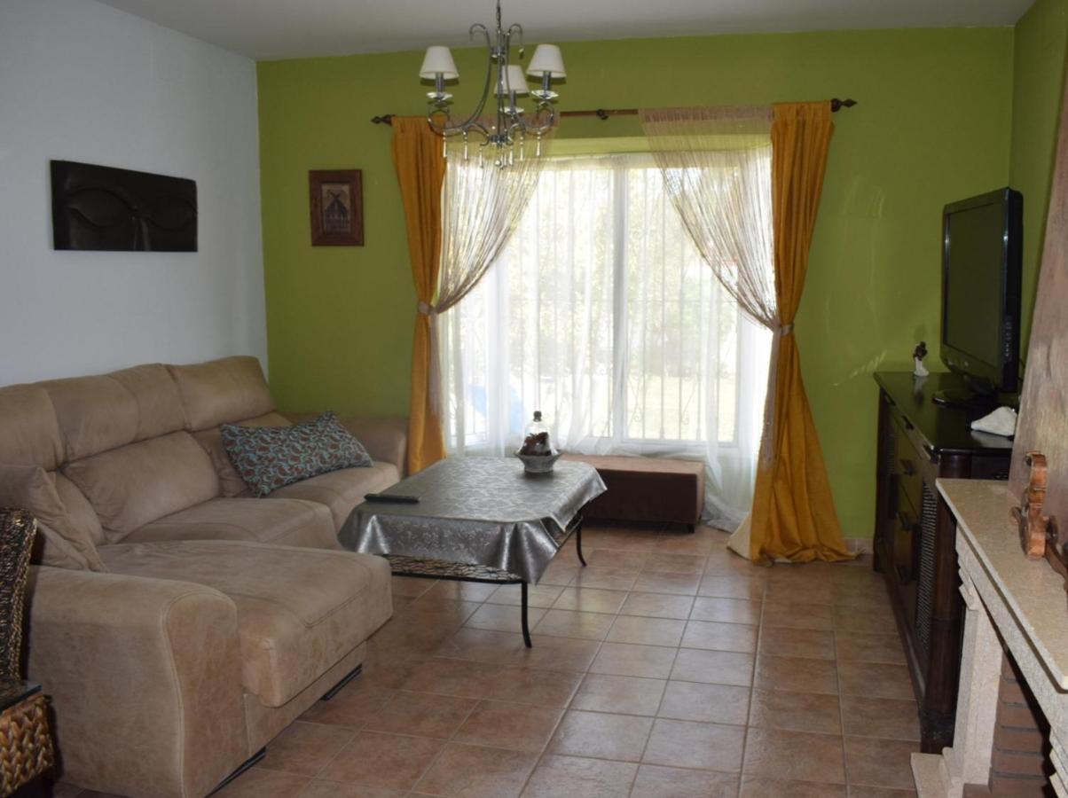 Rojas & Mar Chalet Con Piscina Salina 치클라나 데 라 프론테라 외부 사진